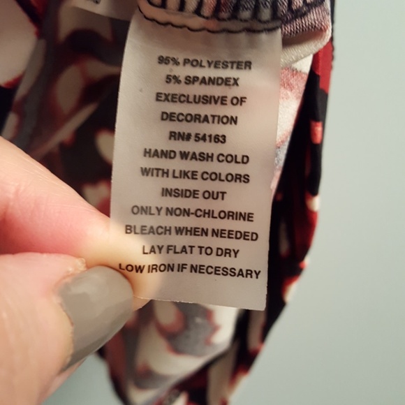 Calvin Klein Print Drape Neck Top - Picture 3 of 8