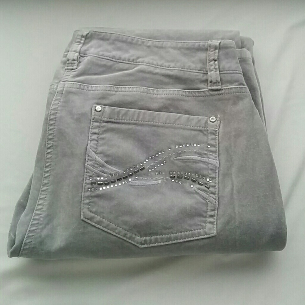 🌹WHBM Pant Grey with embellished pocket -6