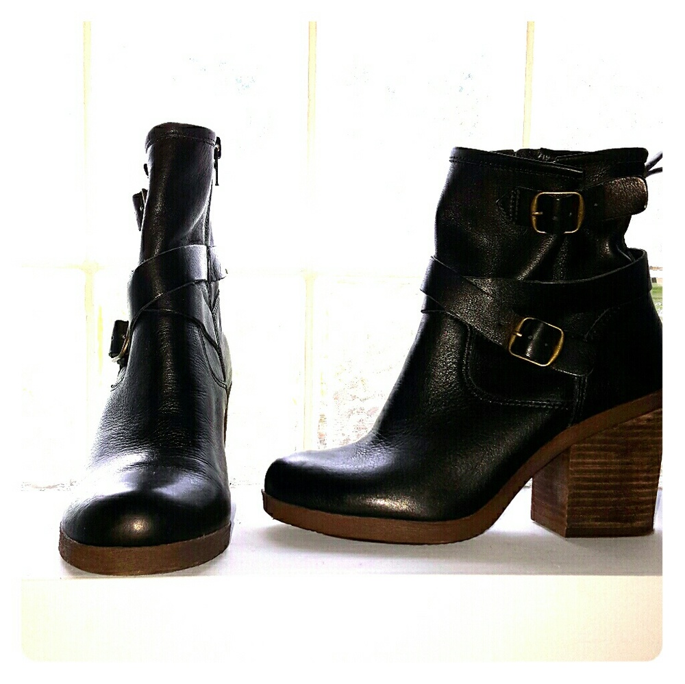 *Final Drop* Lucky Brand Orenzo Bootie