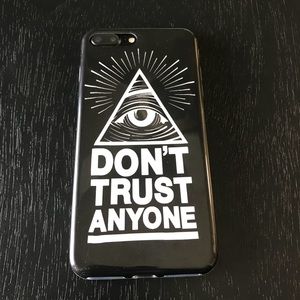 iPhone 7 Plus Case- Don’t Trust Anyone