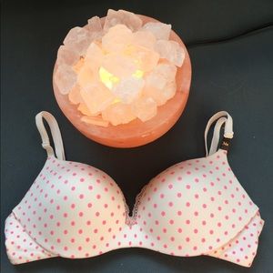 Victoria's Secret Plunge Push-Up Bra 34B