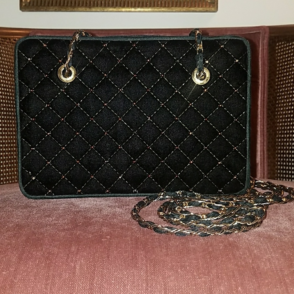 ⭐ Vintage Velvet Purse