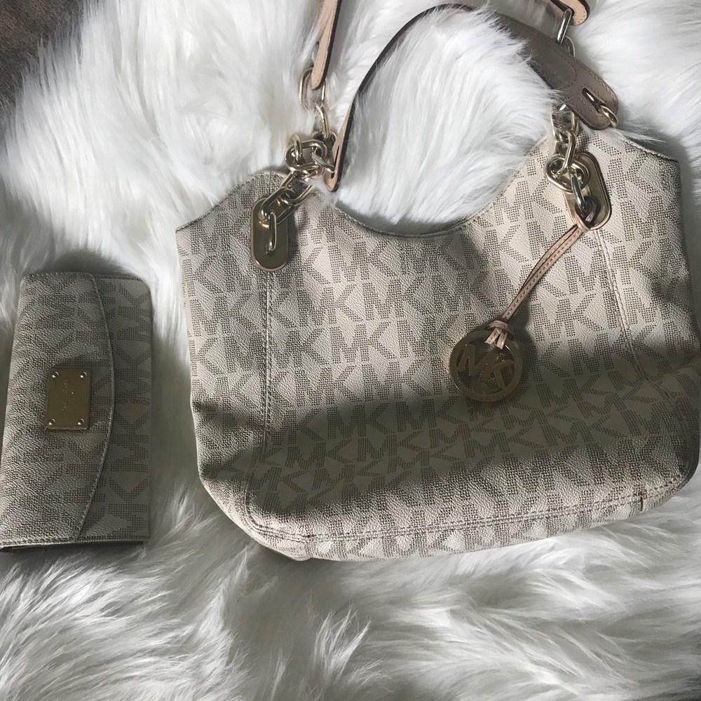 (SOLD) MK BAG & wallet