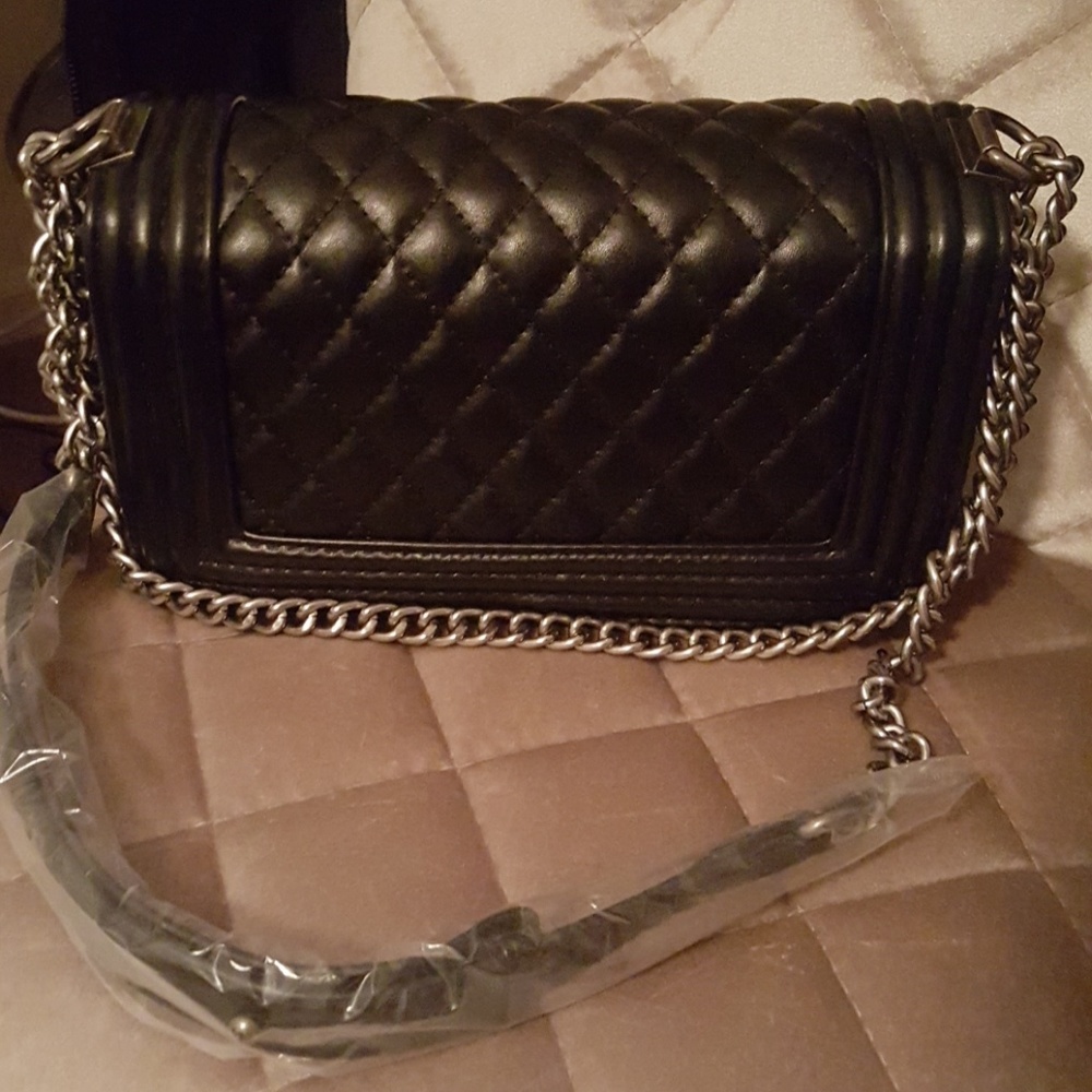 Large  size black shoulder bag