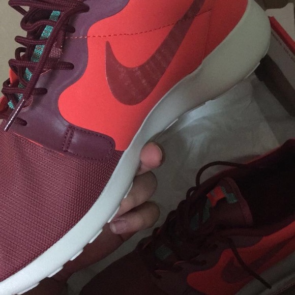 Roshe Run | TEAM ORANGE - Picture 2 of 2