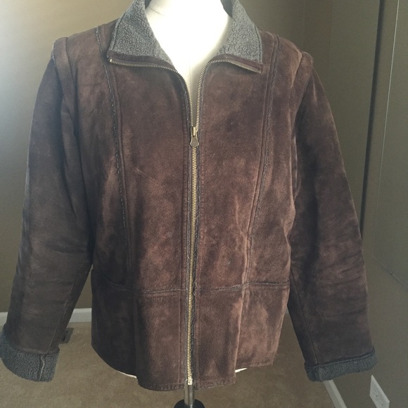 Liz Claiborne Jackets & Blazers - LIZ CLAIBORNE Suede Leather Removable Sleeve Coat