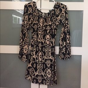 Damask Black and Tan tunic