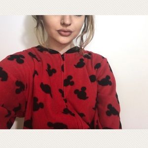 🐭MICKEY MOUSE ONESIE🐭
