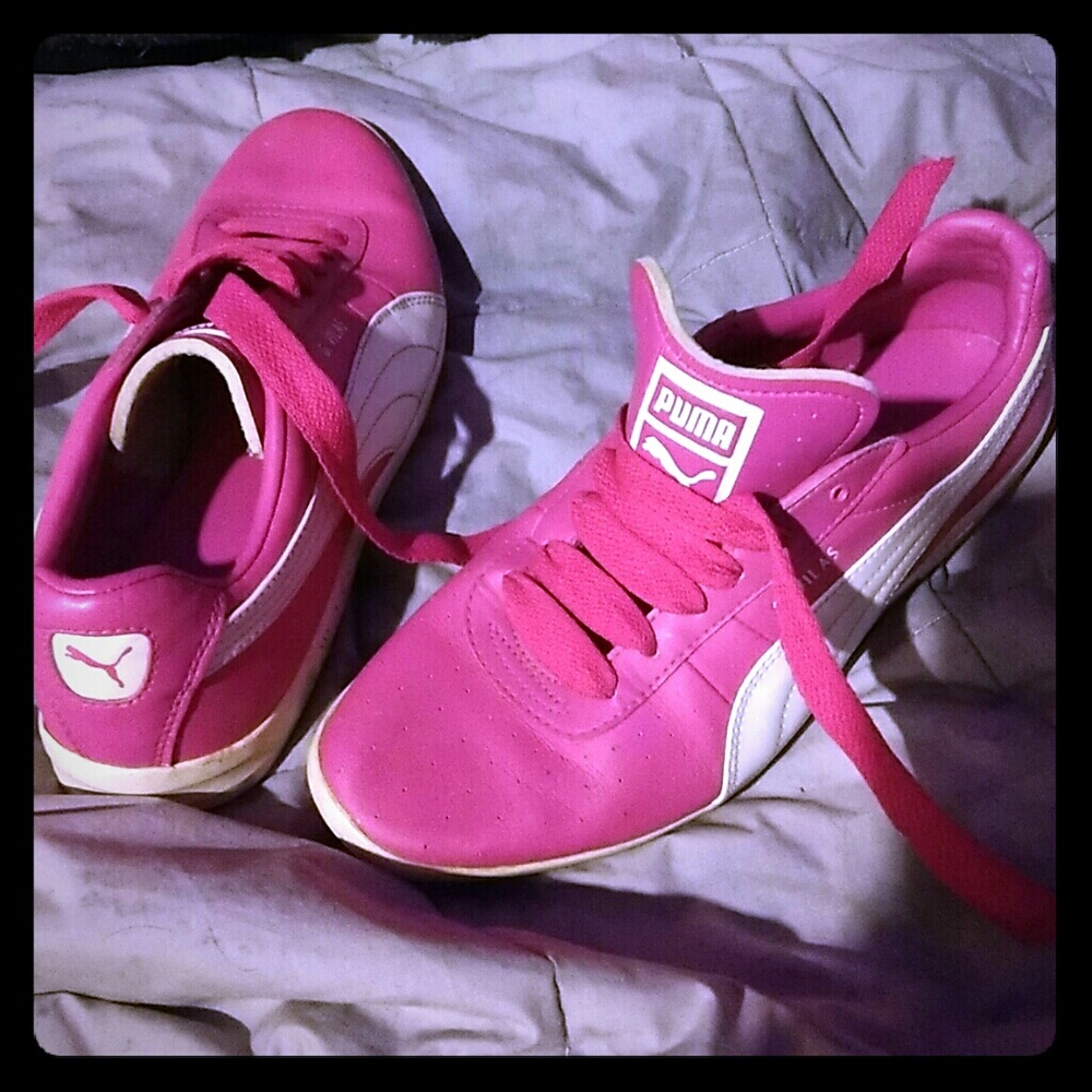 Puma pink tennis shoes