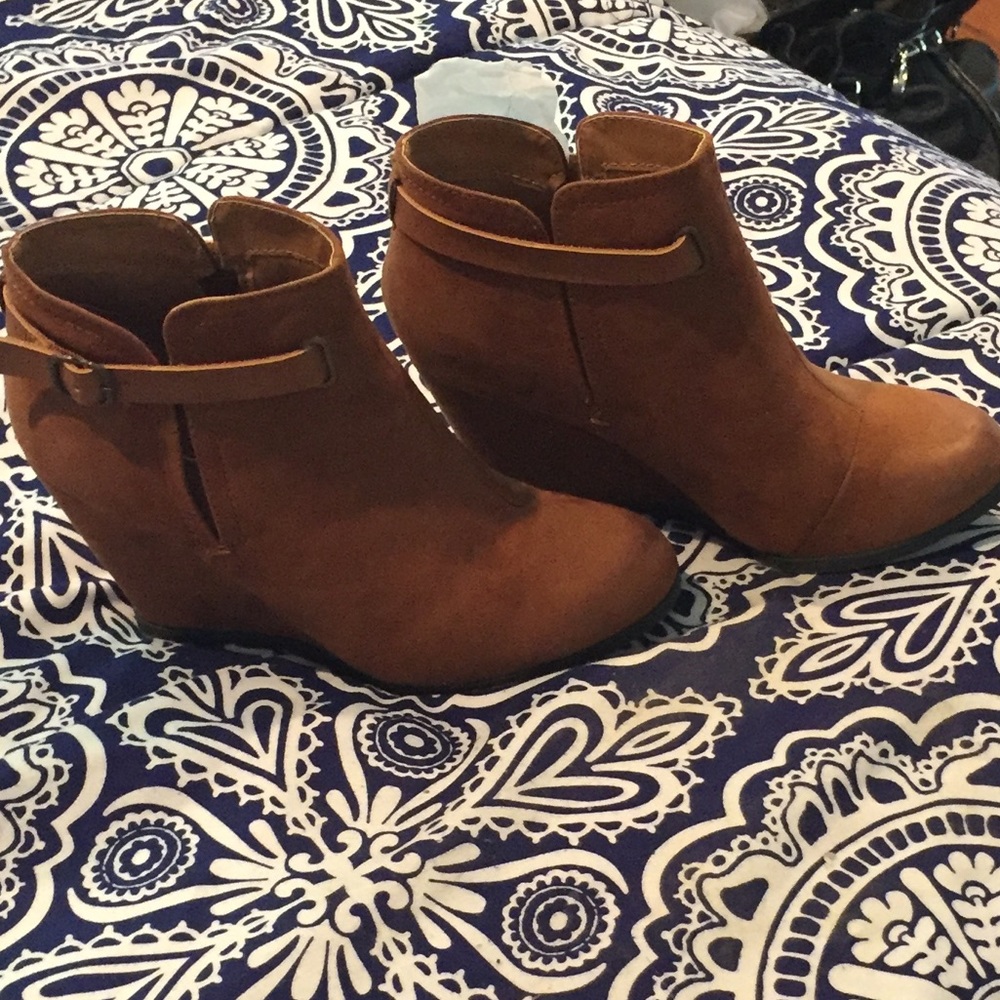 Brand new wedge booties