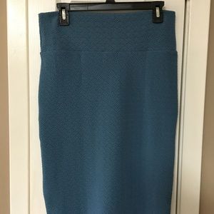 NWOT Lularoe Cassie Pencil Skirt, Medium