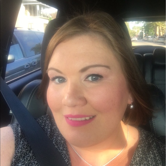 Meet your Posher, Keri - Picture 1 of 1