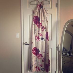 Floral maxi dress with keyhole back