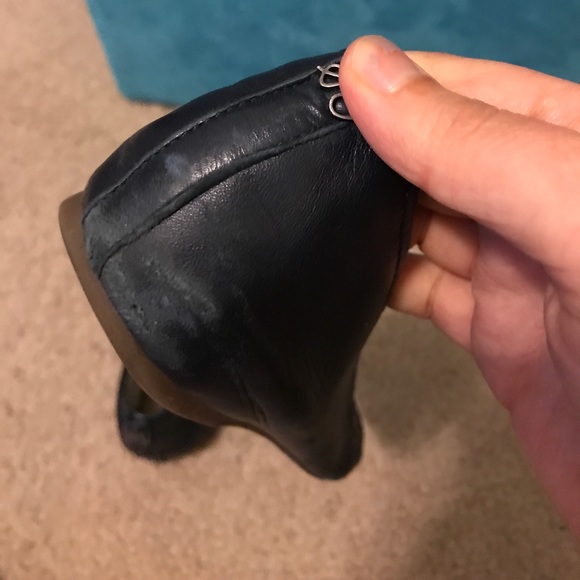 Flats - Picture 4 of 5