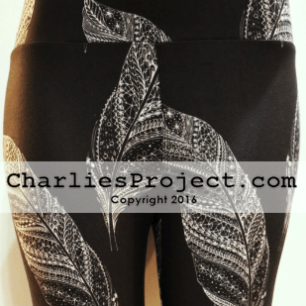 Feathers Black Leggings Buttery Soft, TC