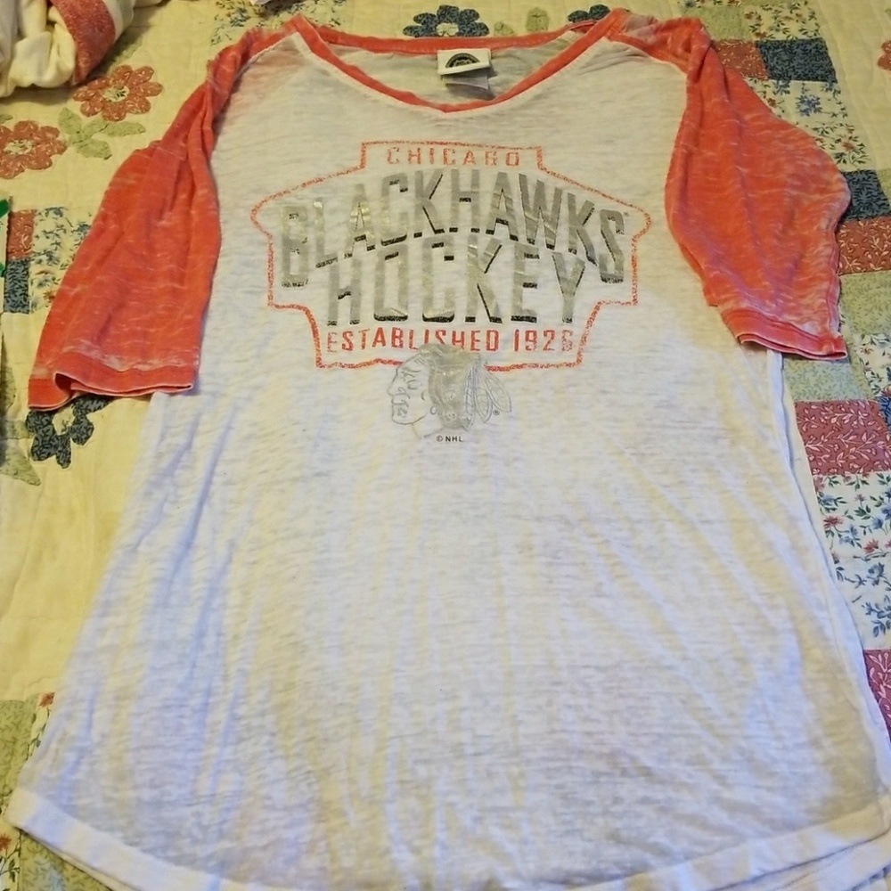Chicago Blackhawks 3/4 sleeve size 7/9 shirt