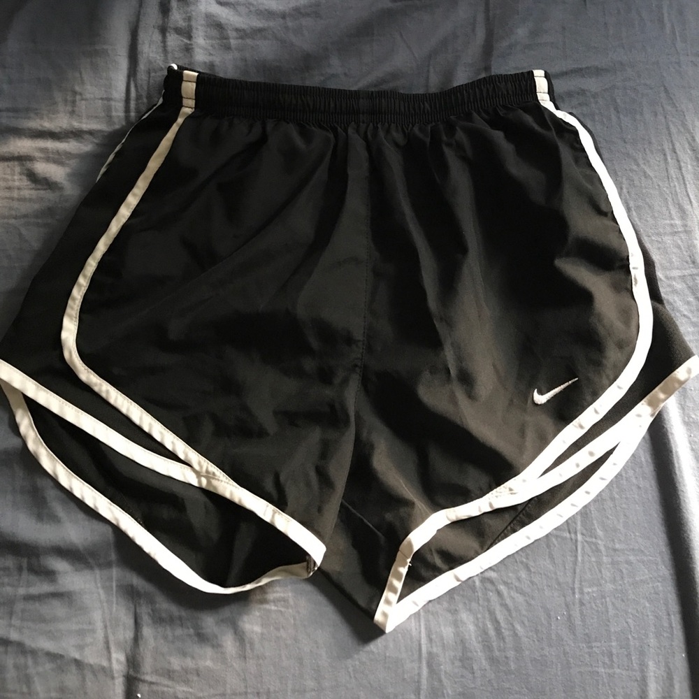 Black/White Nike Dri fit shorts XS