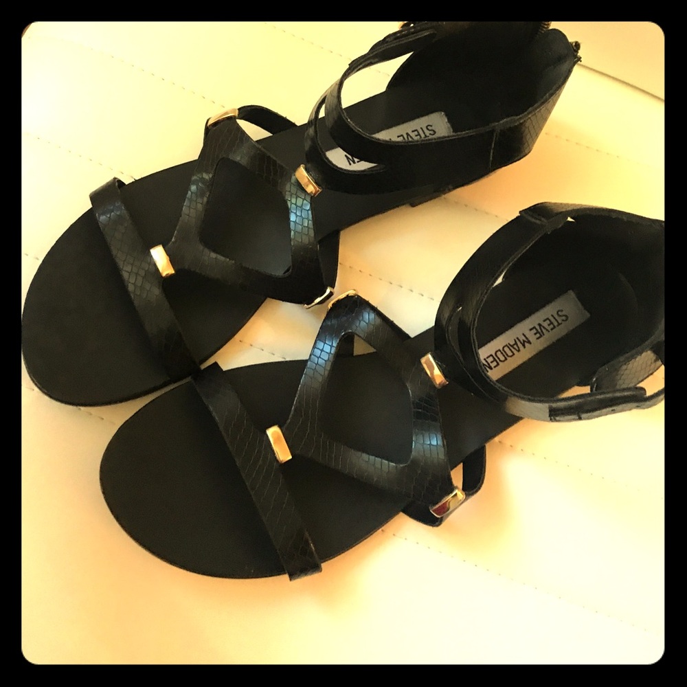 Black Steve Madden Sandals