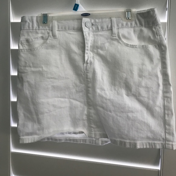 Gapkids mini Denim Skirt in White - Picture 1 of 8