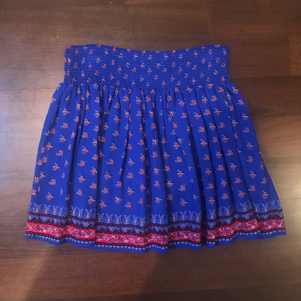 Forever 21 girls blue floral skirt