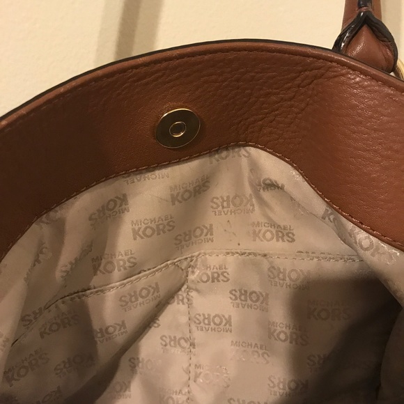 Michael Kors satchel - Picture 6 of 7