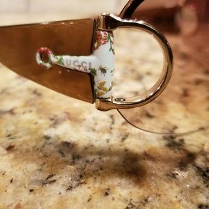 GUCCI RIMLESS SUNGLASS