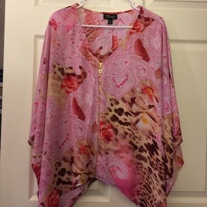 flowy, front zip up, floral & leopard blouse.