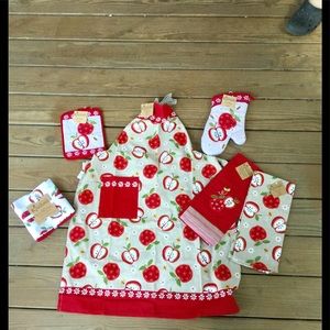 Kay Dee's Apple Apron,Linen/ Hot Pad Set 8pc Total