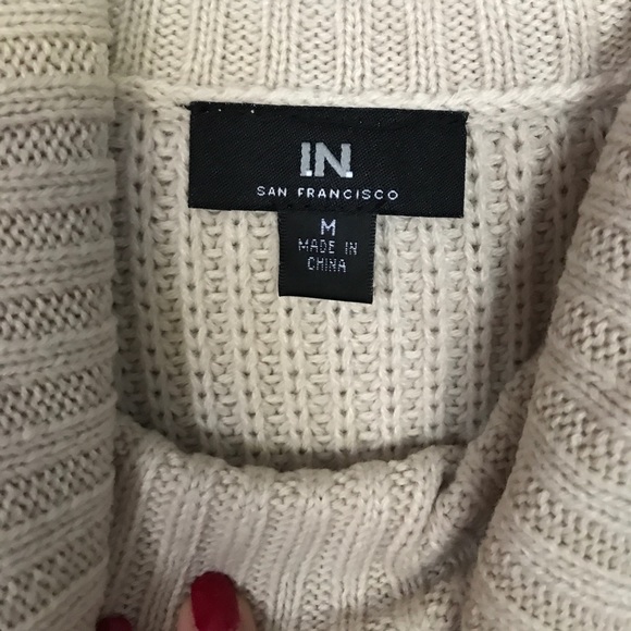 🌹🌹SOLD🌹🌹Buckle side tunic - Picture 3 of 4