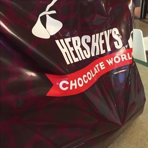 Meet your Posher, Helen