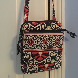 Vera bradley cross body bag