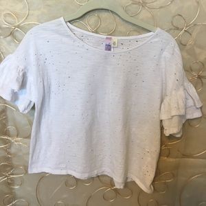 Francesca's (Alya) - white crop tee - XS 💕