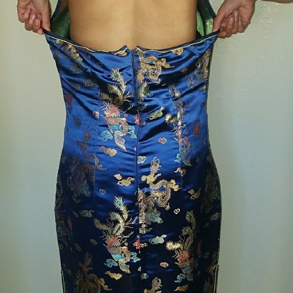 Vintage Long Traditional Cheongsam Dress - Picture 3 of 8