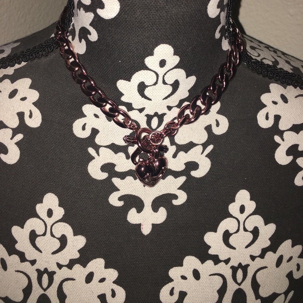 Juicy Couture Chain Necklace 🌷