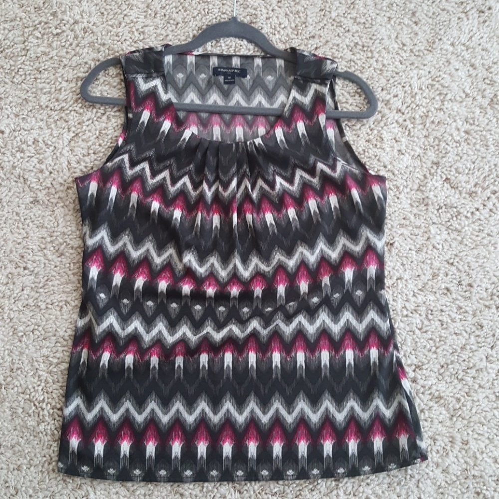 Women's medium banana republic tank