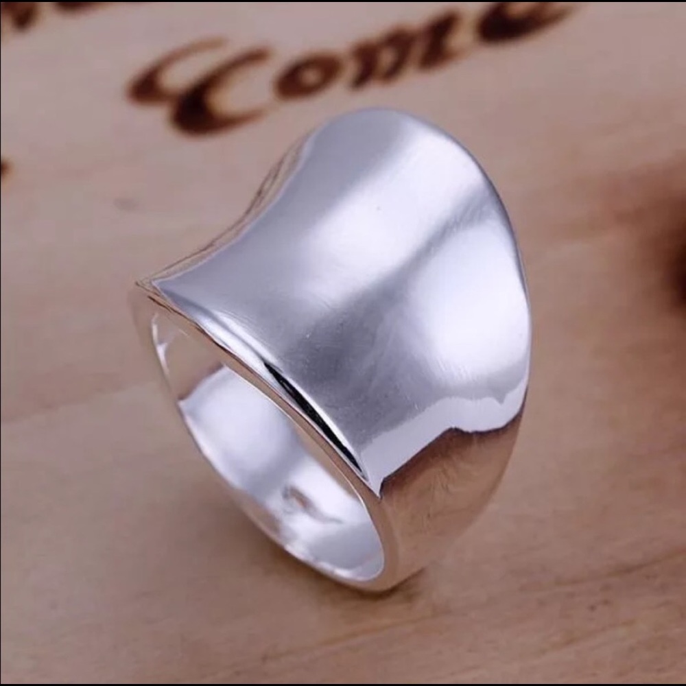 Bold Sterling Silver Thumb Ring - Picture 4 of 6