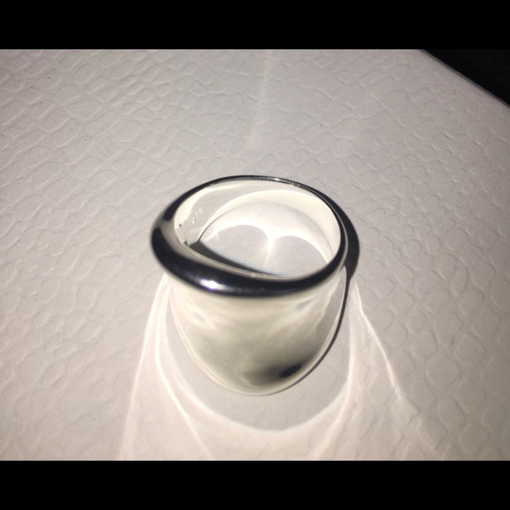 Bold Sterling Silver Thumb Ring - Picture 5 of 6