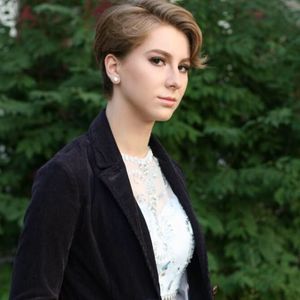 Meet your Posher, Anna