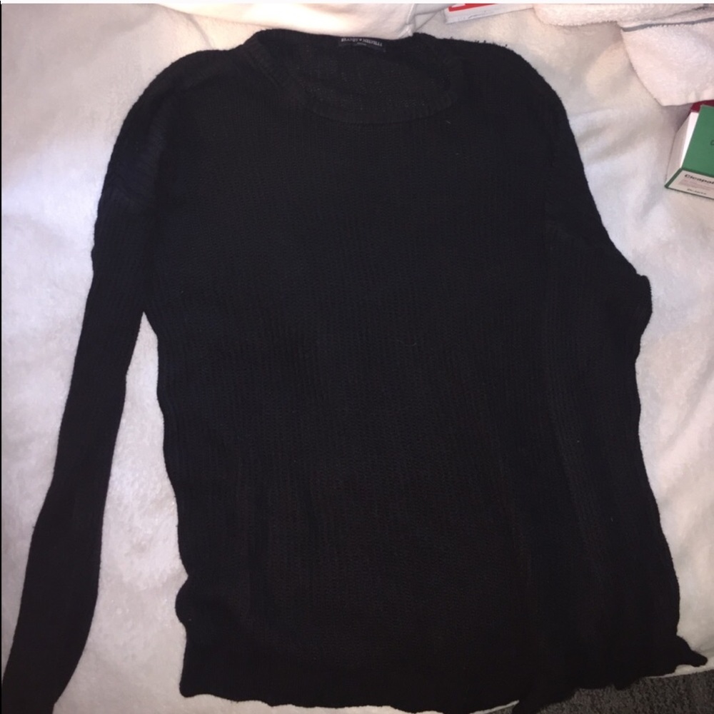 Brandy Melville Ollie Sweater