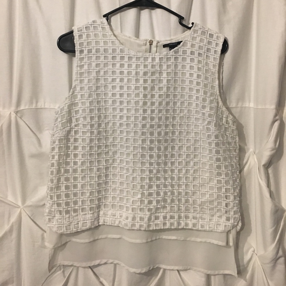 Boxy patterned Top
