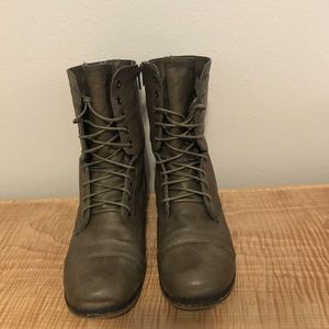 Madden girl combat boots