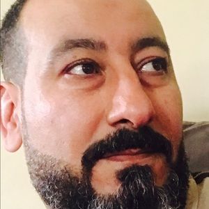 Meet your Posher, Emad