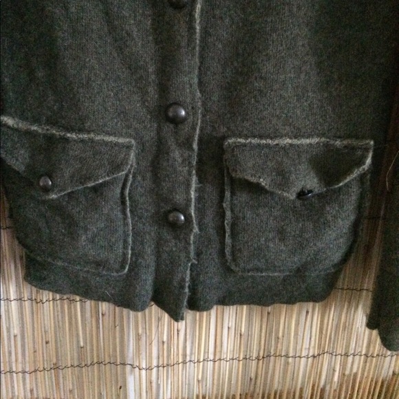 💯 Authentic Wool Sweater/Jacket - Picture 4 of 8