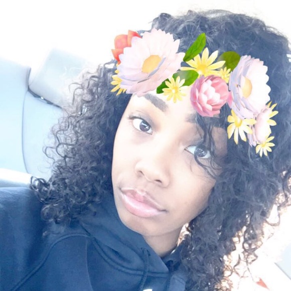 Meet your Posher, Janayshia - Picture 1 of 1
