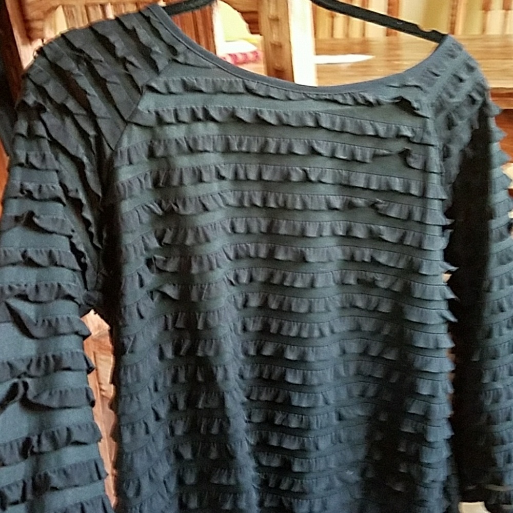 Black long sleeved shirt with little ruffles
