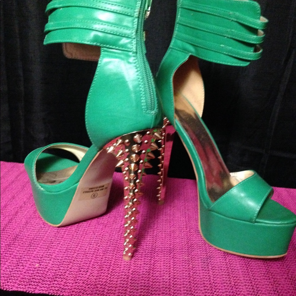 Picadillys Heels Pumps Green with Gold