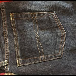Lucky brand jeans