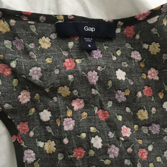 Gap Floral Tank - Picture 2 of 3