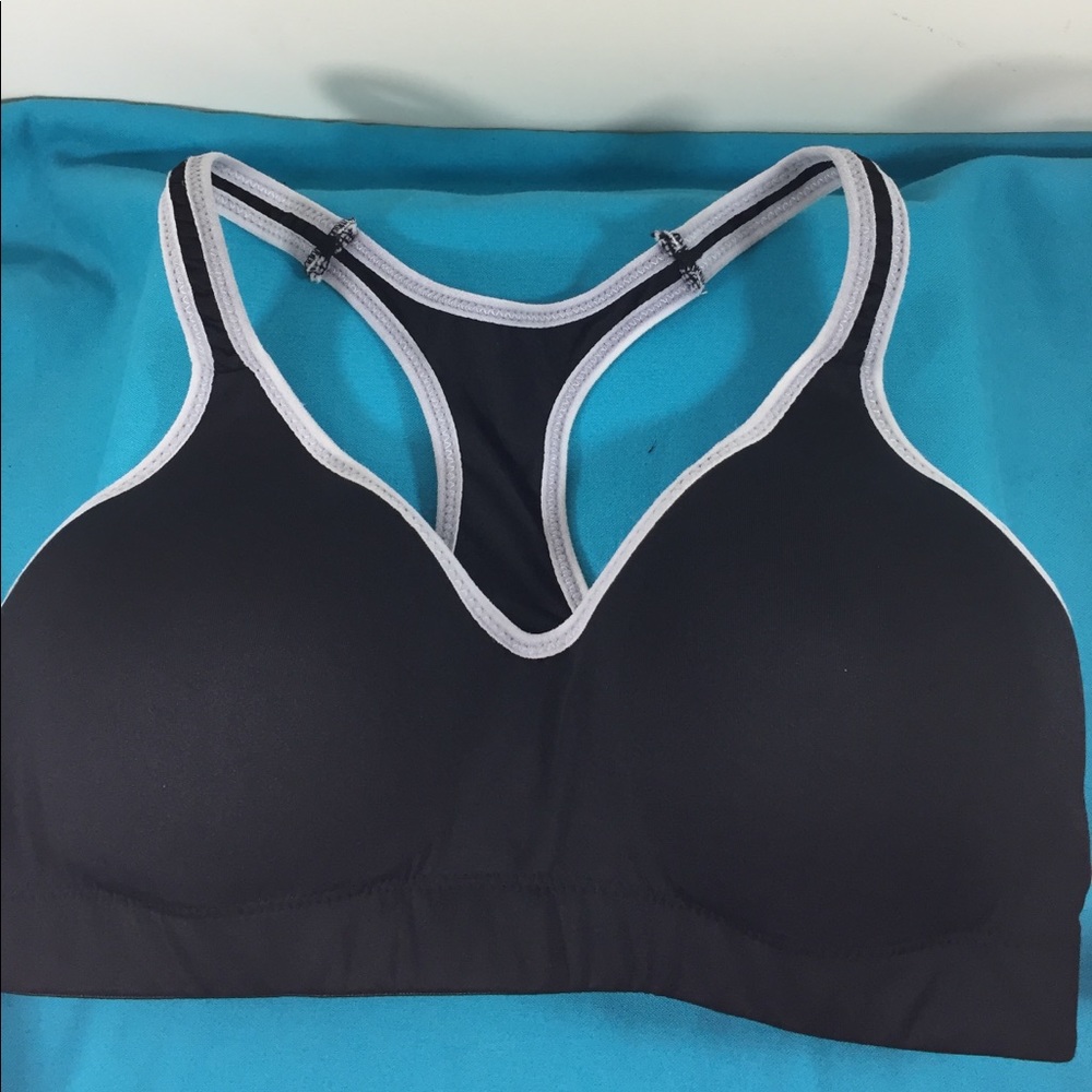 Woman sport bra black size Medium