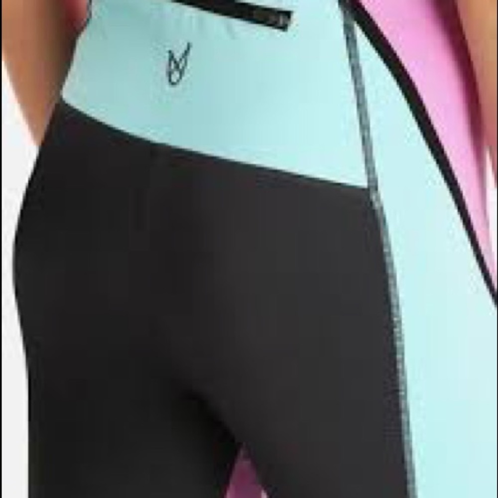 🆕Mink Pink Dynamite Leggings In Multi 3/4 - Picture 3 of 8